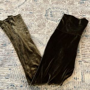 Velvet leggings